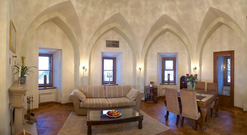 Rapunzel Tower Apartment Tallinn Rum bild